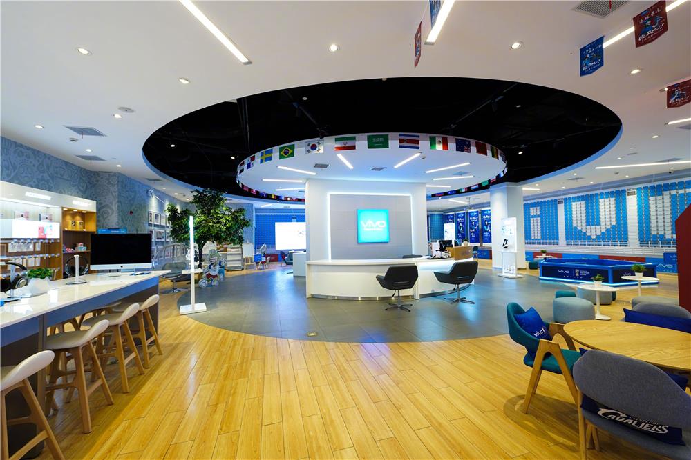 3698元！vivoX21FIFA世界杯非凡版发布：红蓝绝配