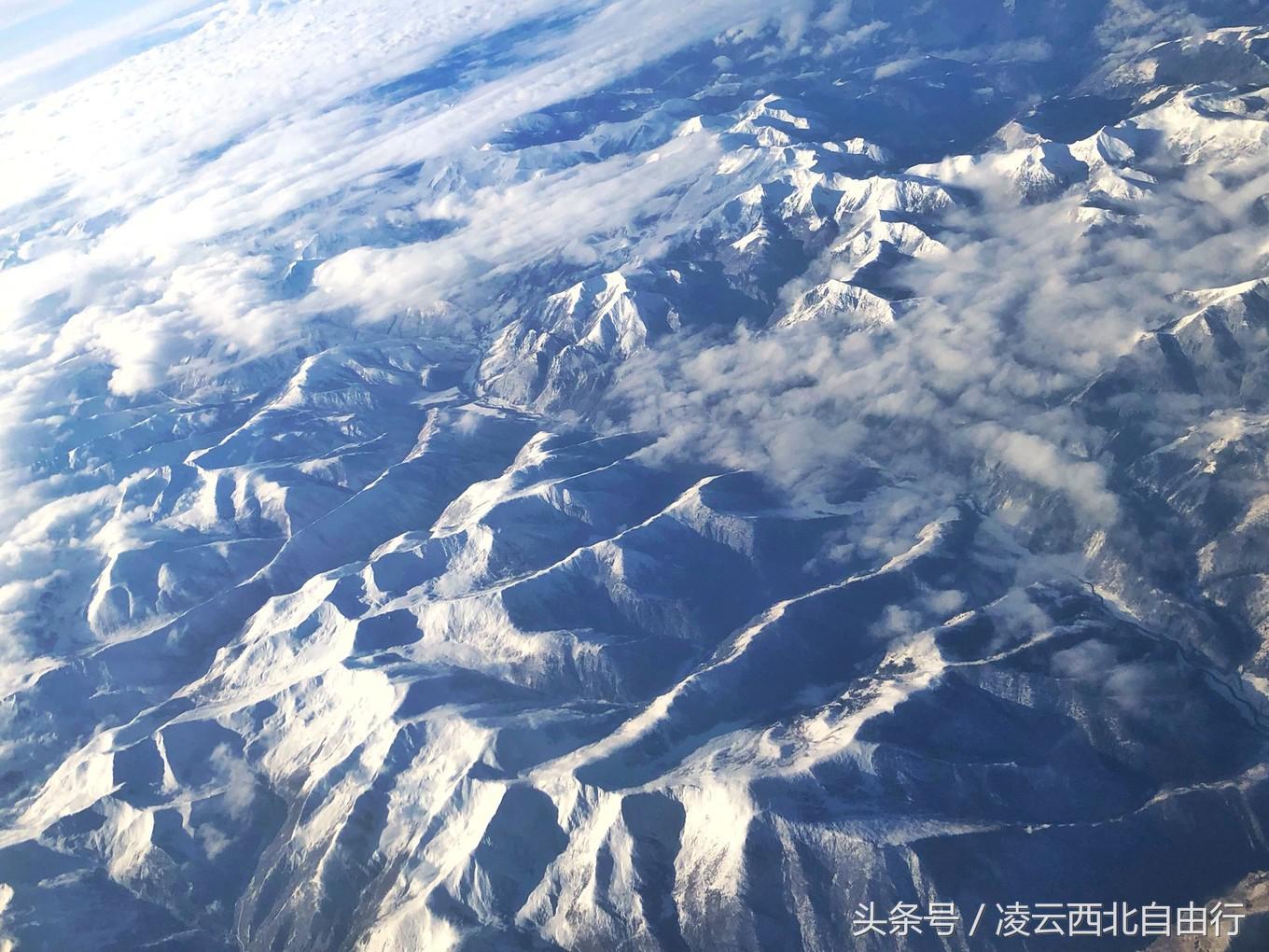 行，为寻三生三世桃花，却爱上了*藏西**的那抹蓝