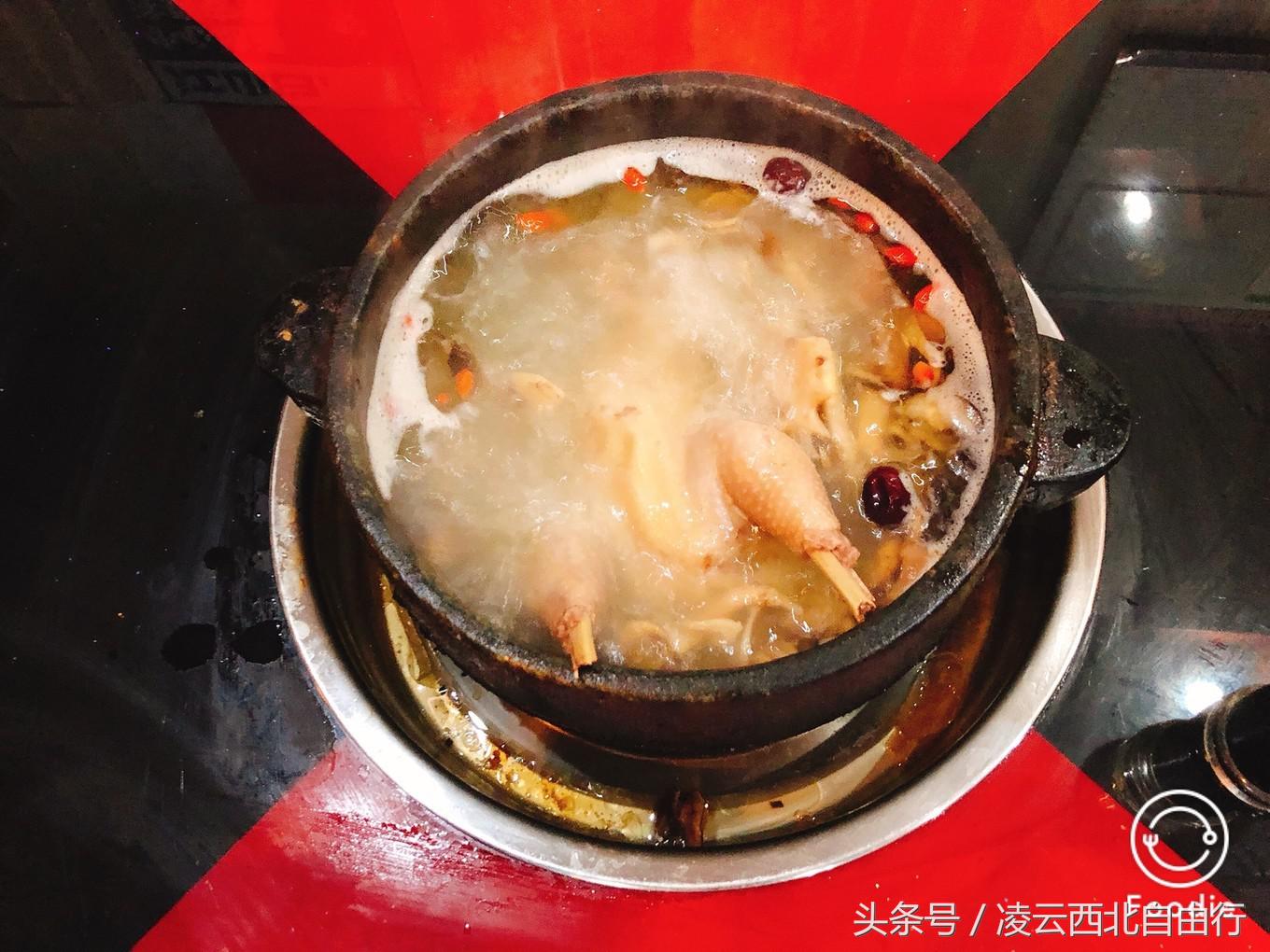 行，为寻三生三世桃花，却爱上了*藏西**的那抹蓝