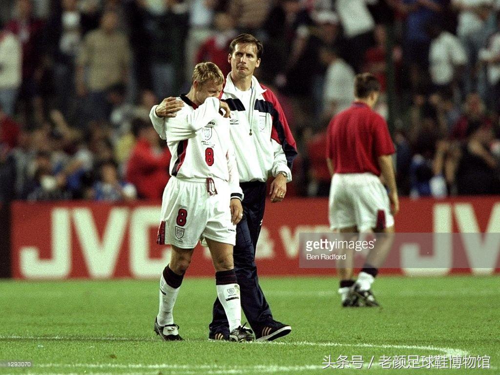 02年世界杯足球鞋回顾,世界杯最火前十的足球鞋