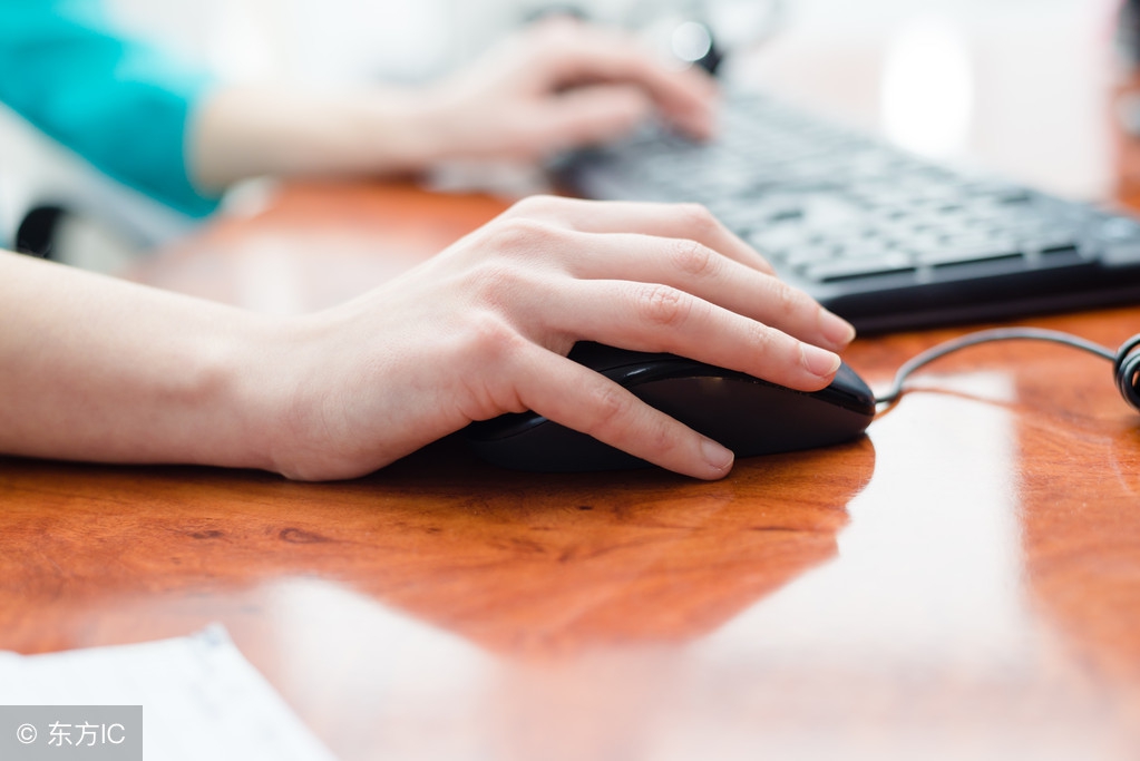 手腕疼有可能是癌症,手腕手指酸痛要去看病吗