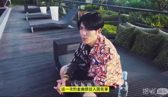 最豪华足球场草坪,足球场豪宅