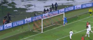 巴西4400万铁腰这特点吸引曼联！身高不足一米七，组织力征服穆帅