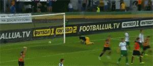 巴西4400万铁腰这特点吸引曼联!身高不足一米七,组织力征服穆帅