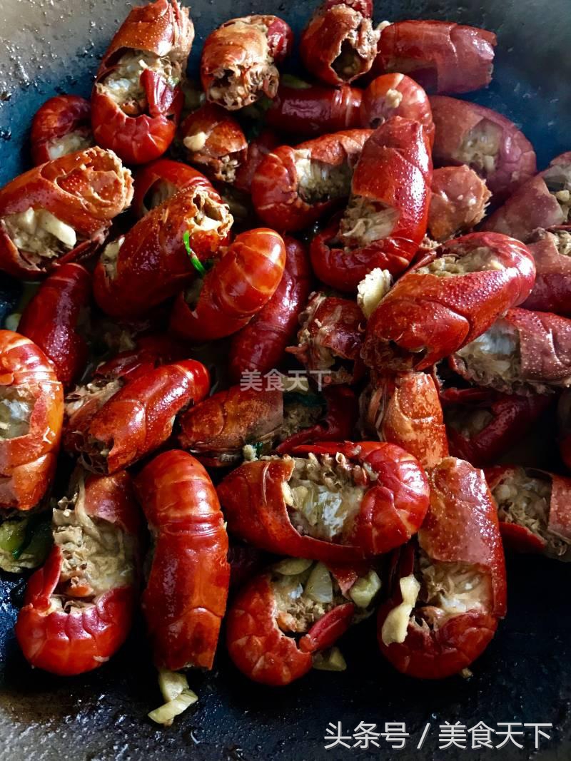 夏天怎么能少得了麻辣小龙虾,夏天的快乐一定少不了麻辣小龙虾