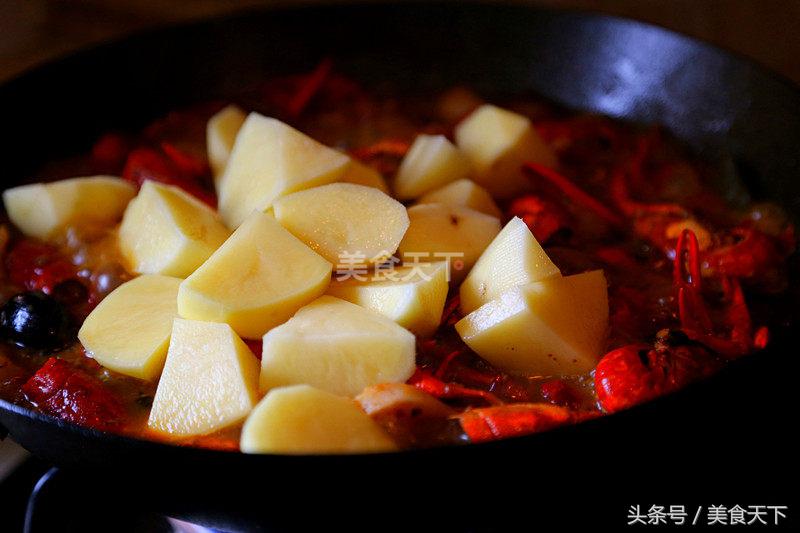 夏天怎么能少得了麻辣小龙虾,夏天的快乐一定少不了麻辣小龙虾