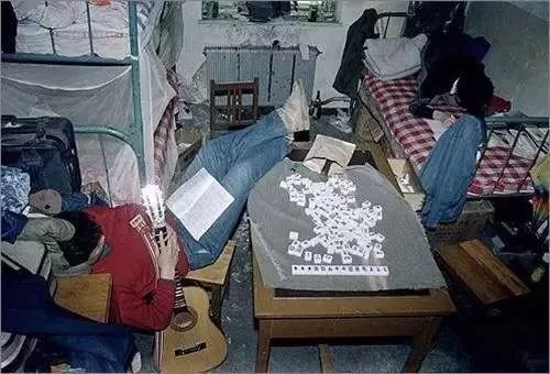 房价跌到什么程度才能买房,什么时候才能买上房子