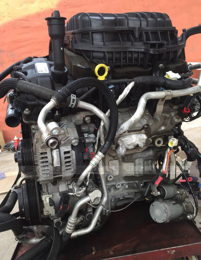 克莱斯勒300c发动机好吗,克莱斯勒300c移植v8发动机