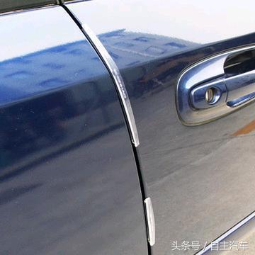 车蹭上黑色塑料痕迹怎么擦,新手蹭漆怎么解决