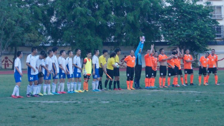 「“忠诚杯”足球赛」一球惜败虽败犹荣