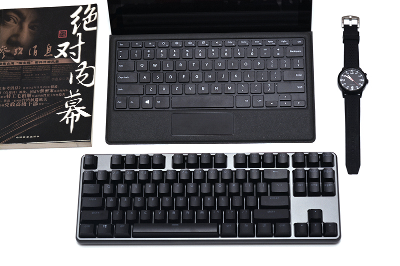 悦米机械键盘和小米游戏键盘,小米键盘对比悦米键盘