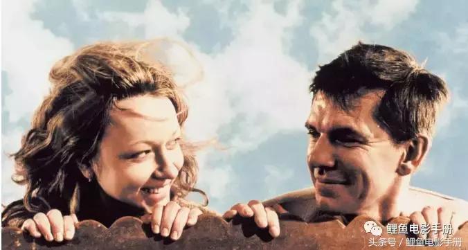 烽火硝烟弥漫,关于抗战中的凄美爱情故事