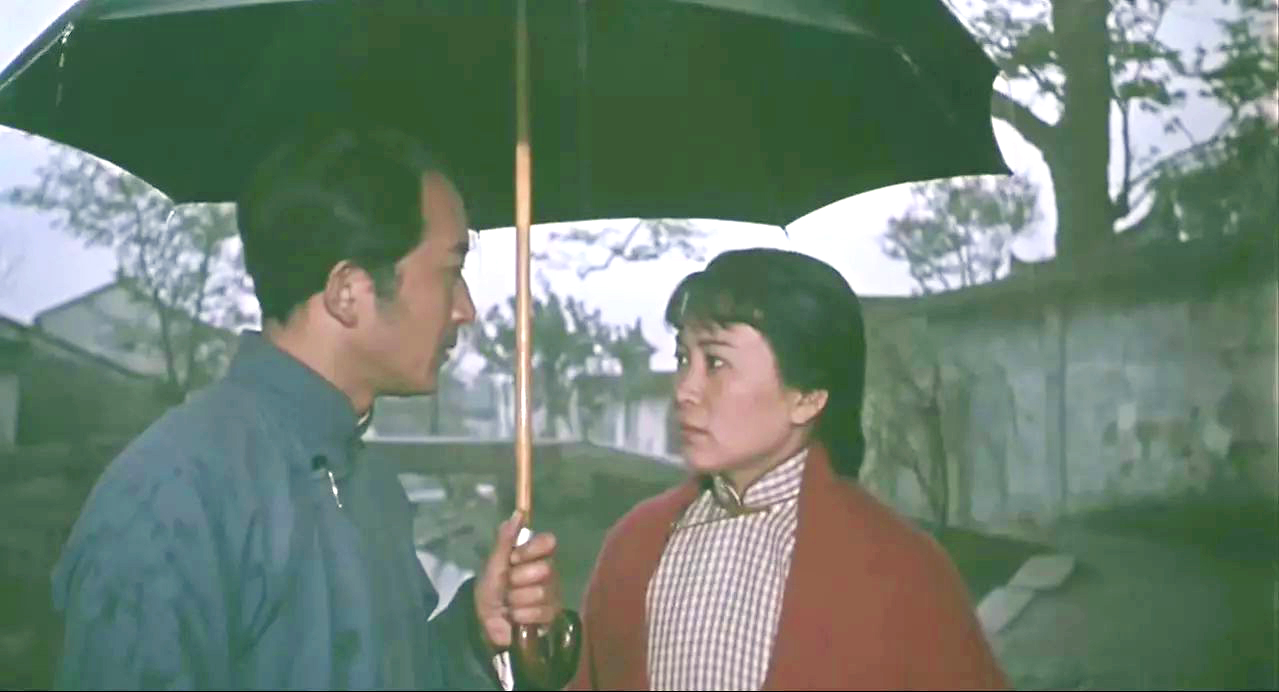 上影厂演员60年代初合影,上影厂55年电影