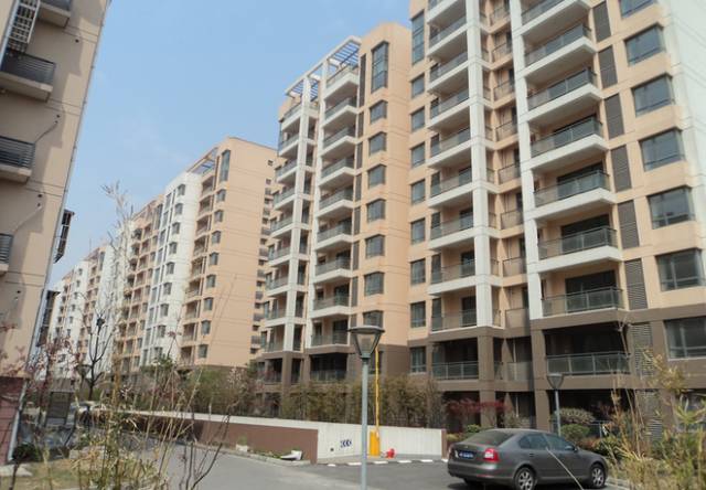 月租不到1500元公寓,没钱却租高端公寓