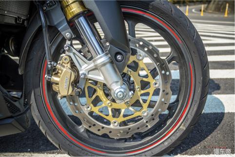 本田cbr250rr四缸水冷跑车,本田cbr250rr是街跑吗