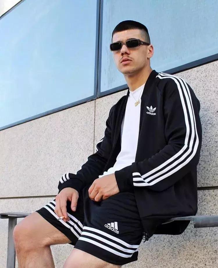 帮男友从屌丝变型男，只是因为选对了一条短裤？！