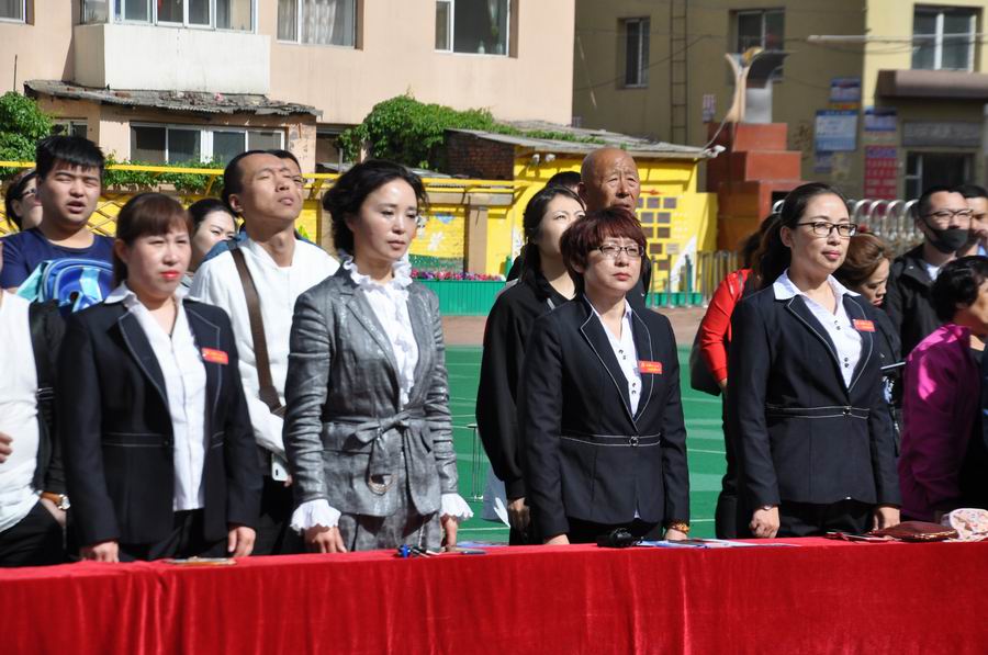 幼儿园忆童年拾童趣六一运动会,幼儿园庆六一彩虹伞亲子运动会