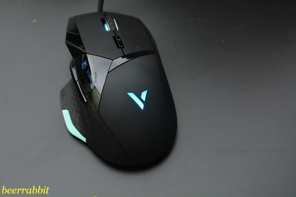 雷柏vt900和罗技g502哪个好,雷柏rapoo雷柏vt900鼠标