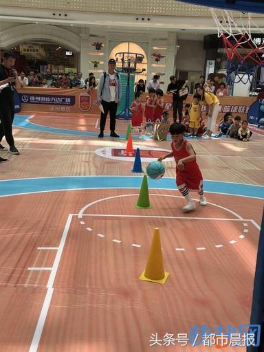 一分钟传50个球，徐州这群5岁的篮球宝贝了不得！