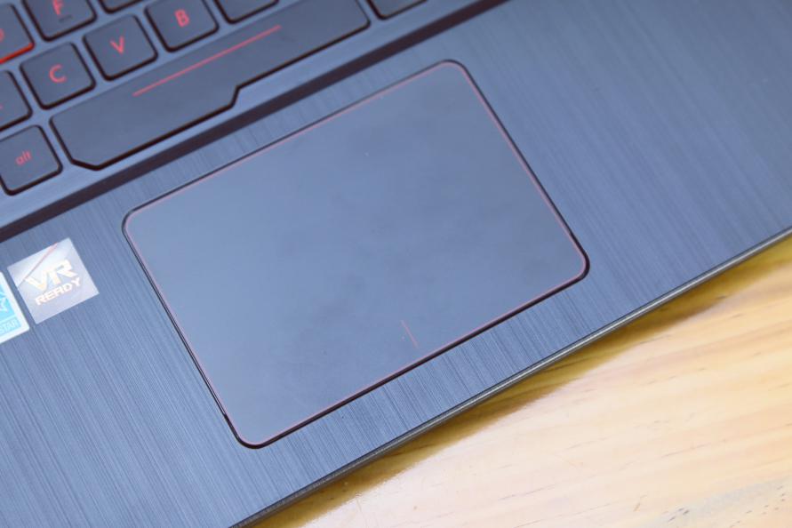 华硕飞行堡垒fx63v装nvme固态,飞行堡垒fx63vm1050ti