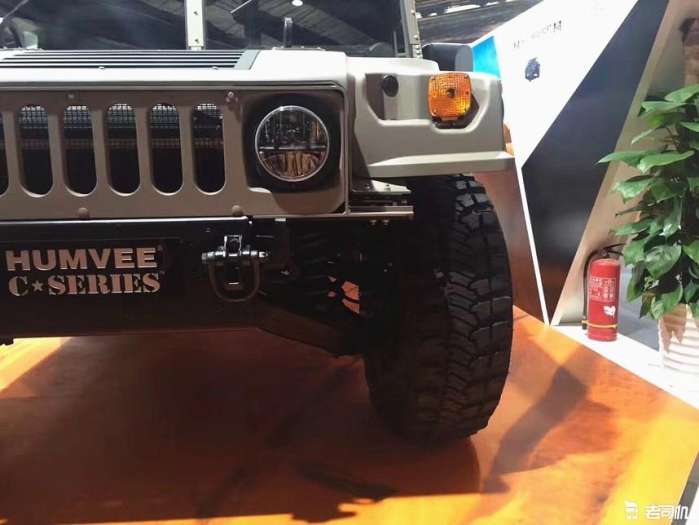 普通人开的越野车外观好看,普通人开的硬派越野