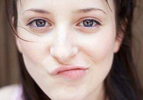 眼部脂肪粒要怎么去除,激光去除眼部脂肪粒后注意事项