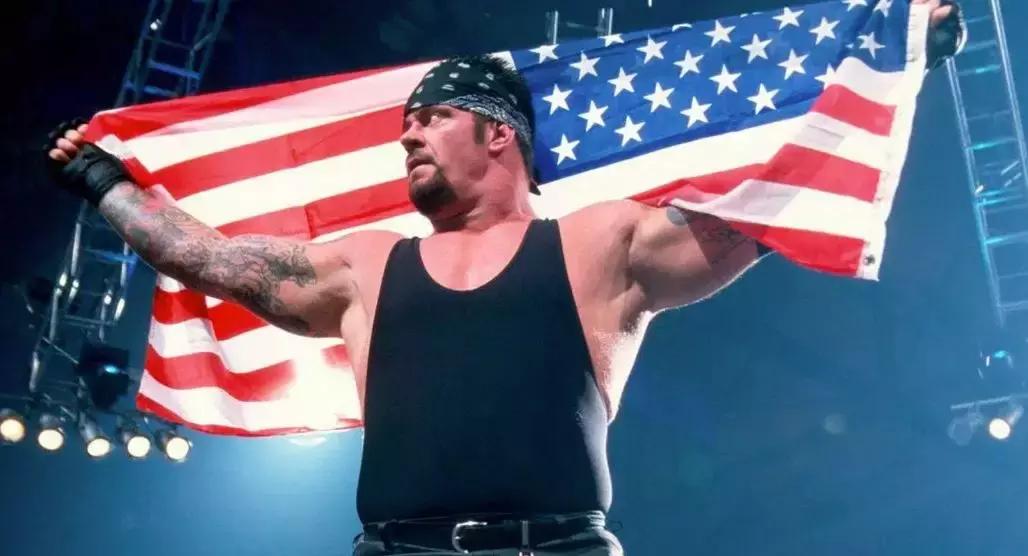 wwe罗曼名场面,wwe罗曼雷恩斯的防弹衣