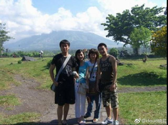 王晓晨郑恺青春同学会,王晓晨郑恺青春同学会唱京剧