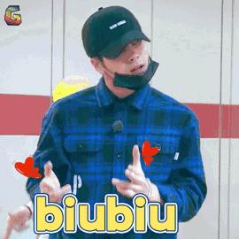 夏日百搭又时尚的潮牌包包不要错过了