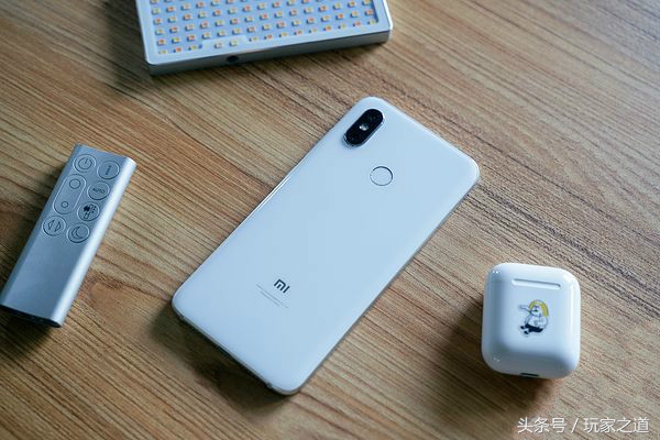 小米8到底怎么样,小米8手机卡顿反应慢怎么办