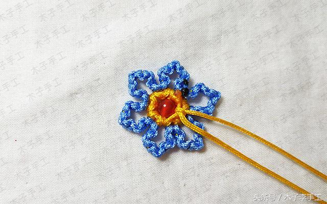 女生可爱小书签纸做的,怎么做小花书签