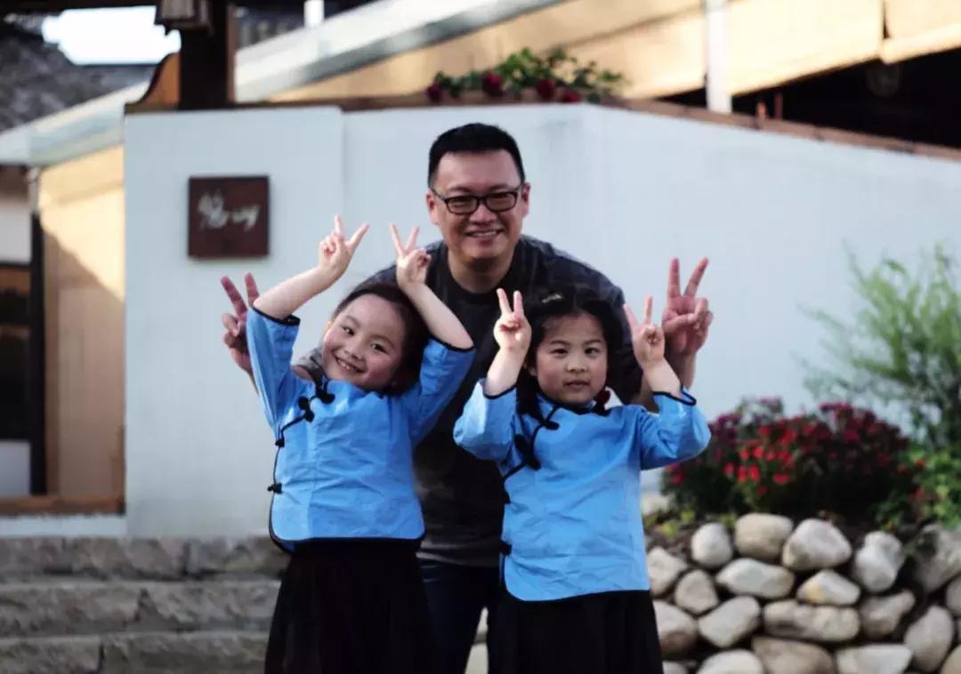 南京不老村，这个画得了插画、种得了花的萌大叔，亲自打造一个家