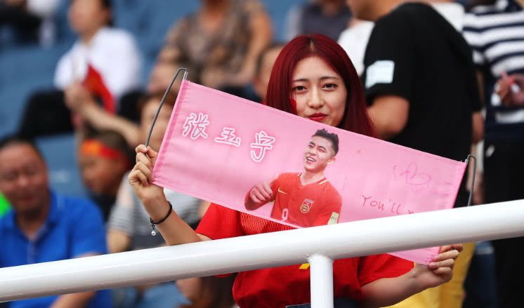 张玉宁打进1球宣告王者归来若回中超16队排队抢着要