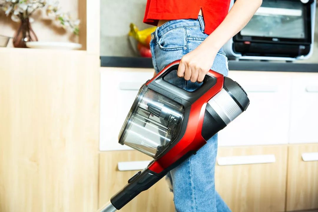 知电吸尘器测评,飞利浦无绳除螨吸尘器怎么使用