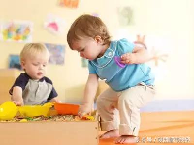 因父亲一时疏忽五岁小女孩截肢,宝宝刚出生就被截肢两只腿都没了