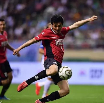 鹿晗同台黄子韬,鹿晗中韩足球明星赛