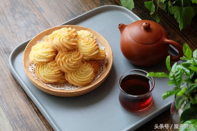 自己做的曲奇饼干成本虽高，但口感更好，详细步骤在这里，快来学