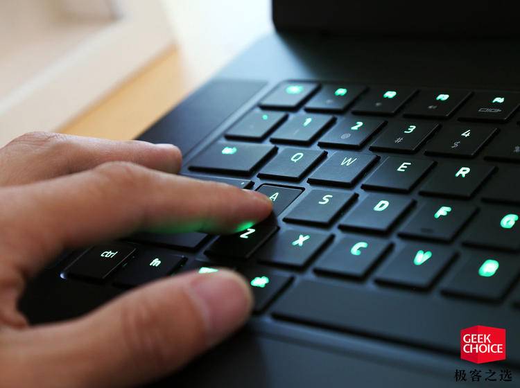 雷蛇灵刃15评测2021,雷蛇灵刃15测评2022