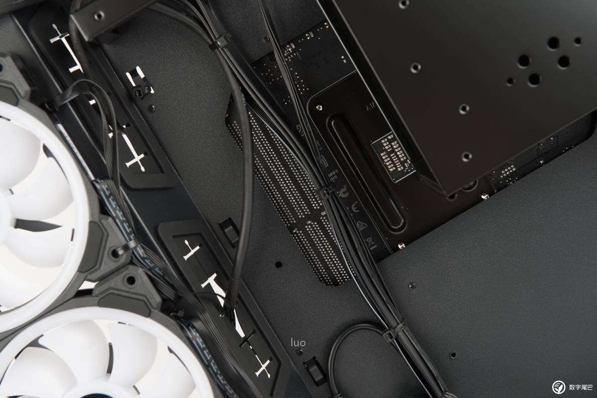 秩序の钢炮，LIANLIBauhaus-O11装机作业