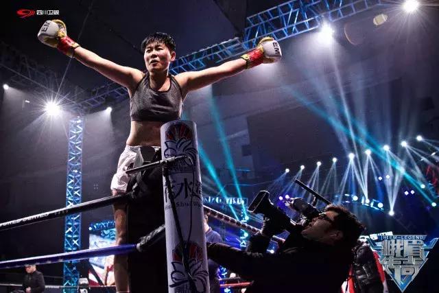 张烨格斗比赛,张烨一战成名