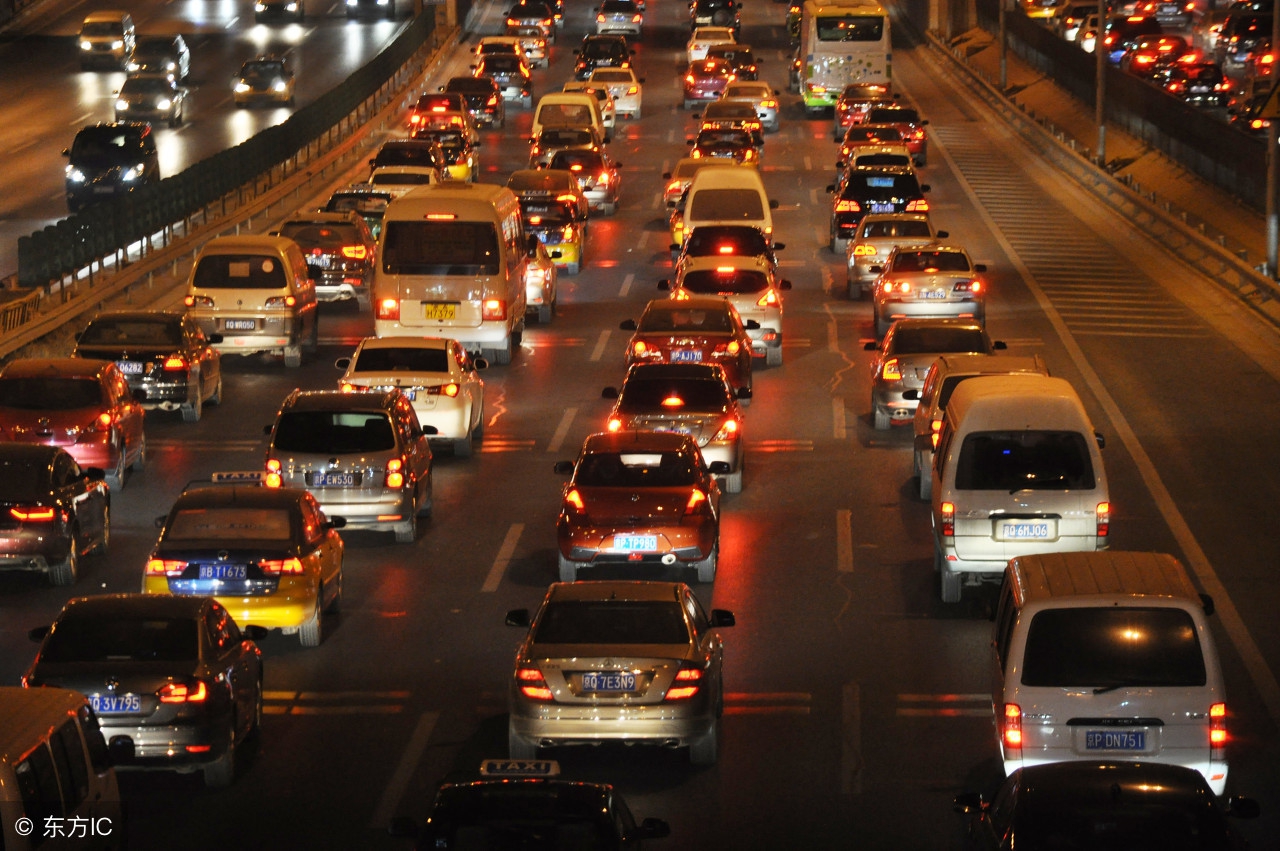 “在路上”健康零食市场成新风口,“暖猫黑糖蜜姜”独领风骚