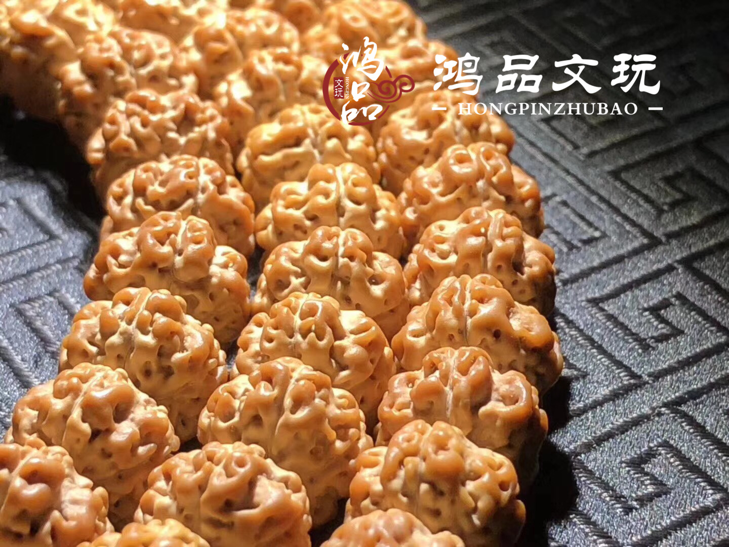 老和尚送的佛珠,老和尚给了一个开光的佛珠