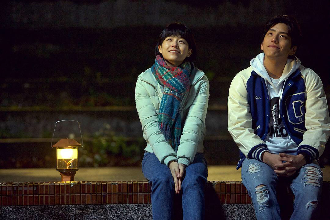 高中时谈恋爱该怎么对待,高中时代恋爱有好处吗