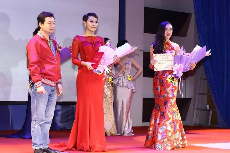 杨芳芳最漂亮照片,杨芳芳身材