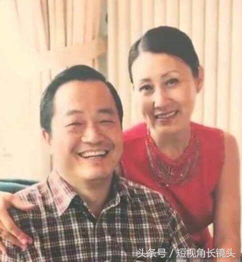 凯丽个人资料老公照片,凯丽和婆婆的照片