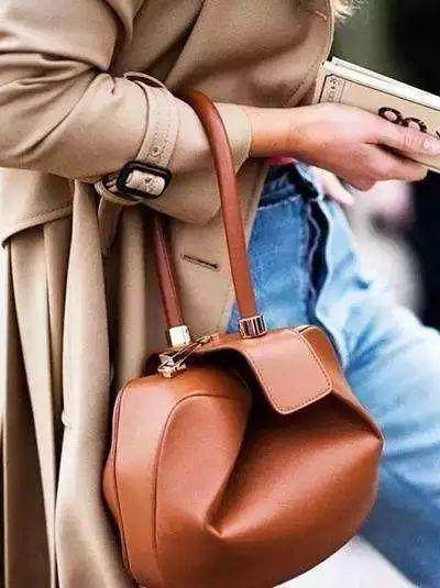 最实用又好看的包包,女人最值得买的10款包包款式