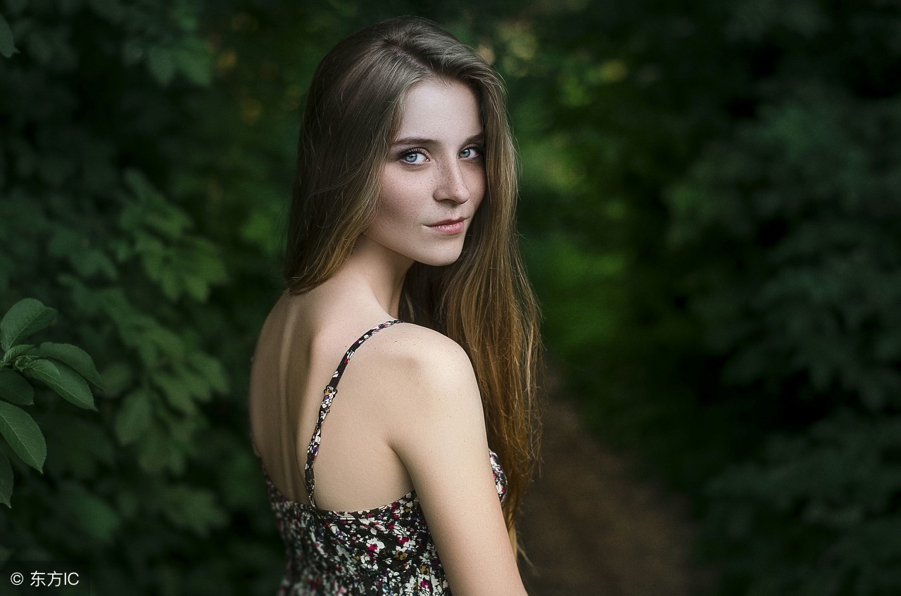 唯美爱情经典诗句英文,古诗爱情诗句英文翻译