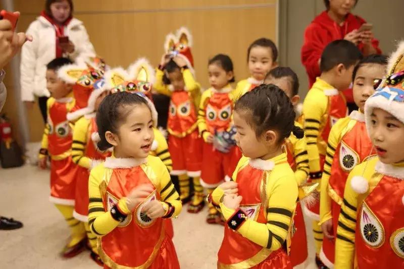 萌娃唱民谣,萌娃唱民歌的歌曲