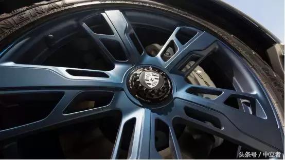 保时捷missione最新视频,纯电动保时捷跑赛道