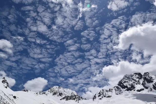 结斯沟日果冷觉山域未登峰考察报告